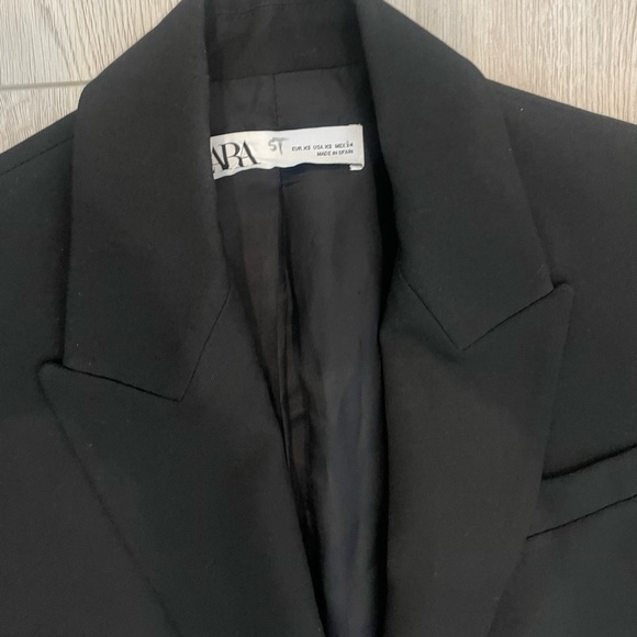Zara Oversized Blazer - Picture 7 of 10